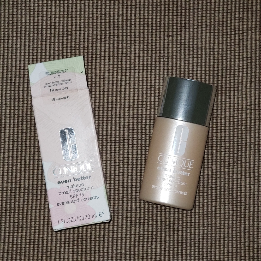 NIB♡ CLINIQUE EVEN BETTER FOUNDATION